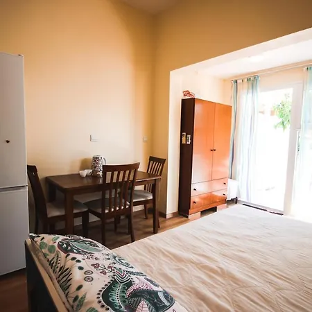 Moon-light Studio * Ларнака