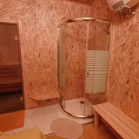 Moon-light Studio Guest house