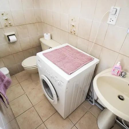 Moon-light Studio * Λάρνακα