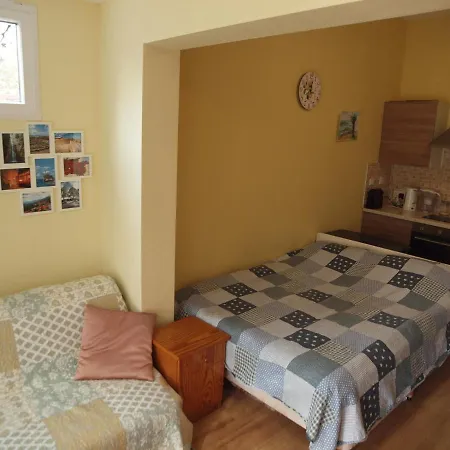 Moon-light Studio Πανσιόν *