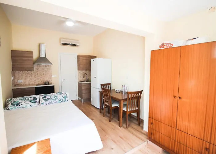 Moon-light Studio * Lárnaca